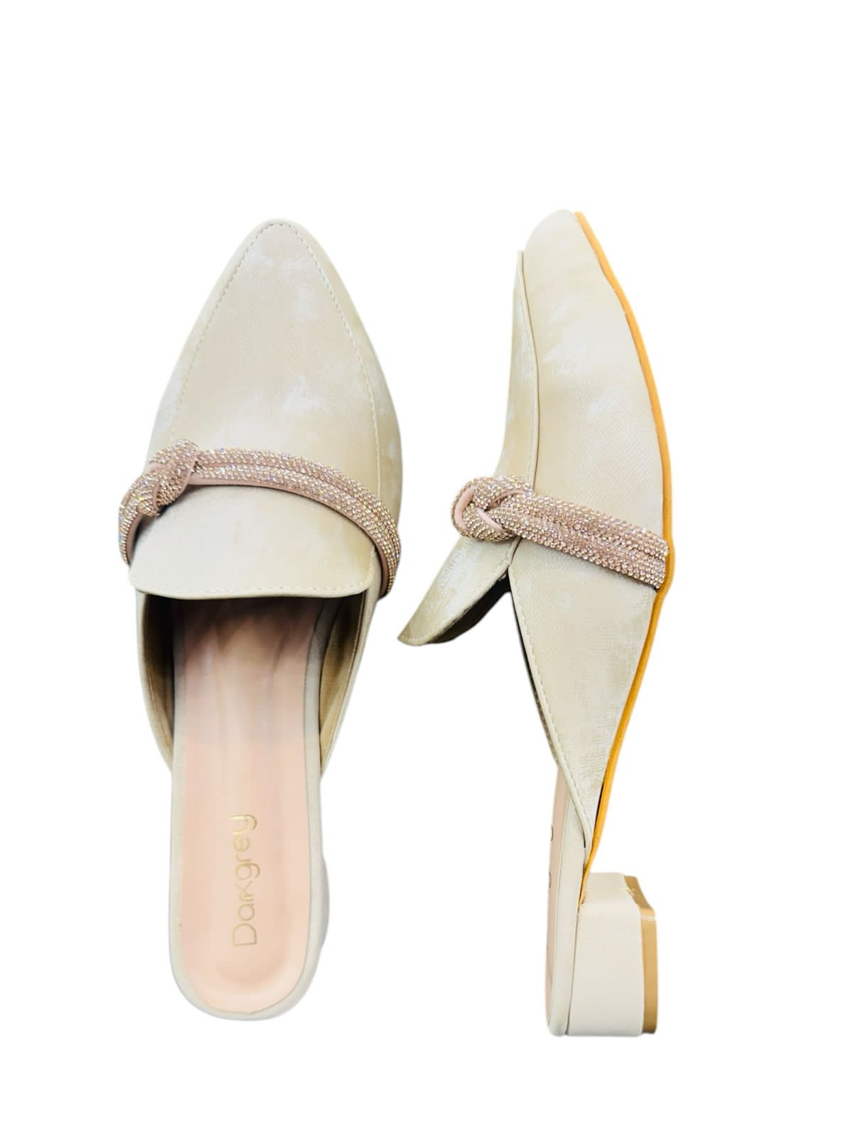 Beautiful clogs (Golden)