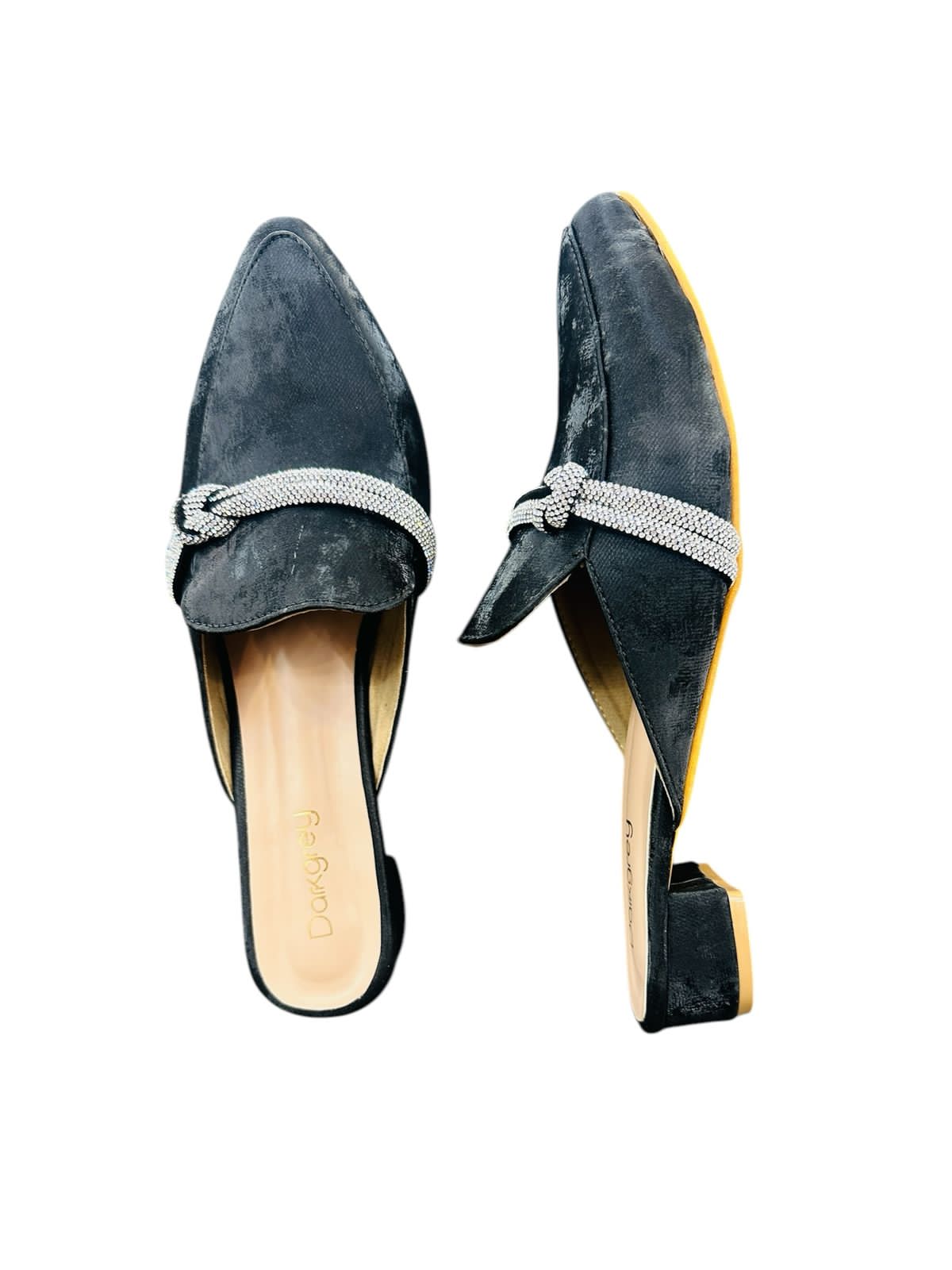 Beautiful clogs (B-132)Black